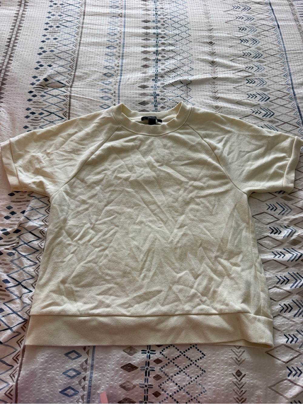Forever 21 Kids Short-Sleeve Crewneck Pullover in Cream